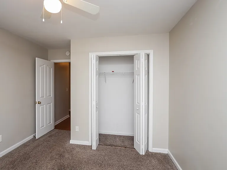 6621 Killington Ct — Photo 13