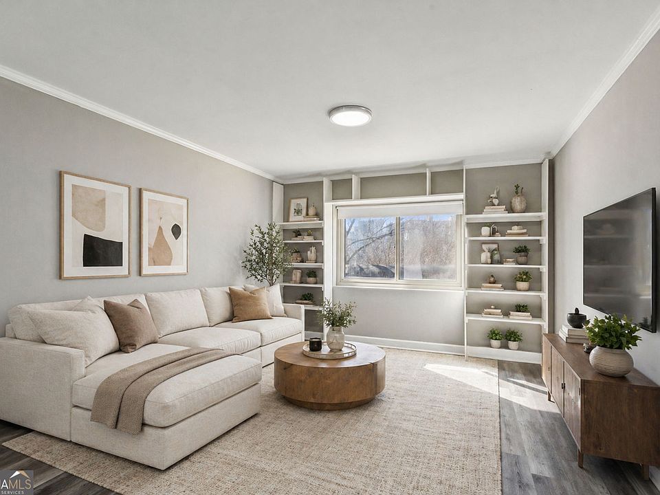 1st image of 2285 Peachtree Rd NE Unit 404
