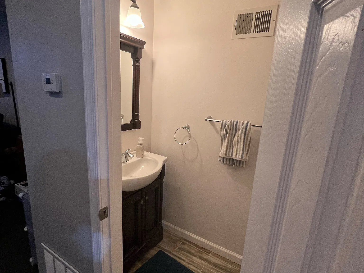 2030 McClellan St — Photo 4
