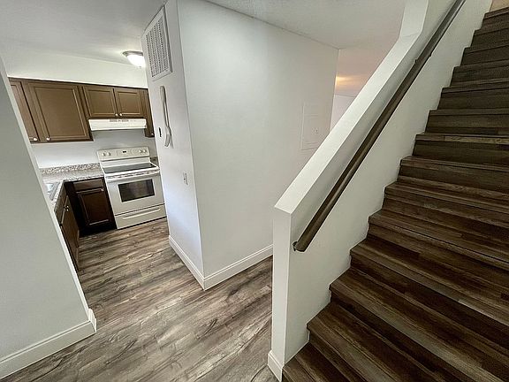 2nd image of 202 Eden Ln APT E