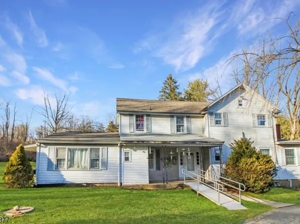 229 Buckhorn Dr, White Twp., NJ 07882