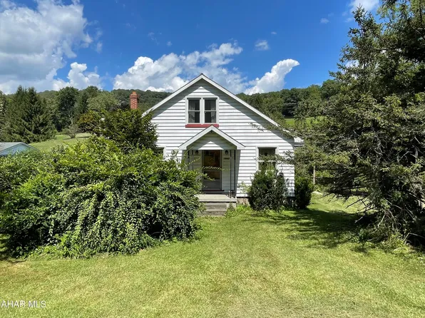 1840 W Carson Valley Rd, Duncansville, PA 16635