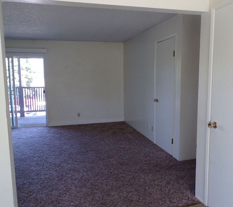 La Grande Terrace Apts Apartment Rentals La Grande, OR Zillow