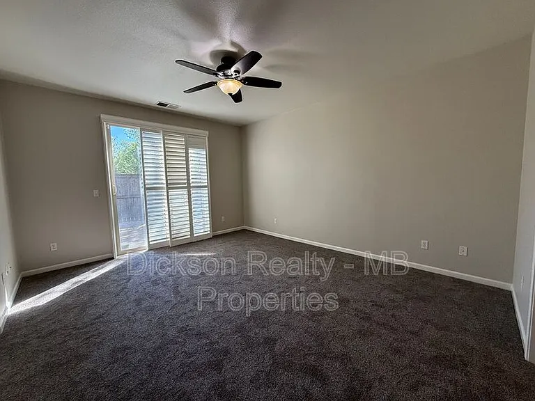 475 Dartmoor Ct — Photo 19