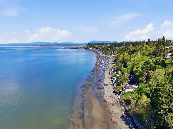 29 English Bluff Rd, Delta, BC V4M 2M4