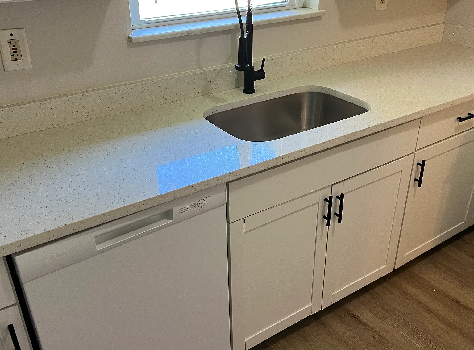 3 bed, 1400 sqft, $1,495 — Photo 3