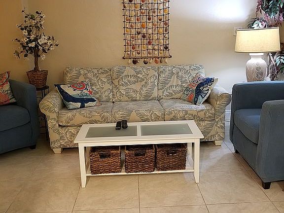 5th image of 711 Estero Blvd #13