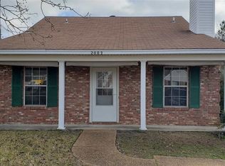 2002 Fox Hill Ln, Byram, MS 39272