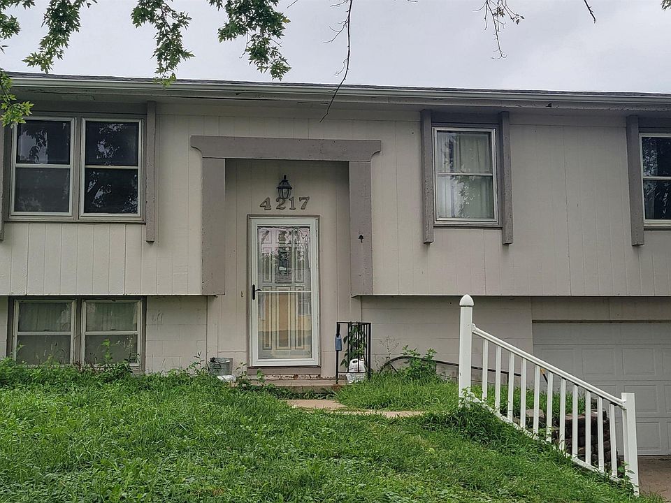 1st image of 4217 N 129th Avenue Cir