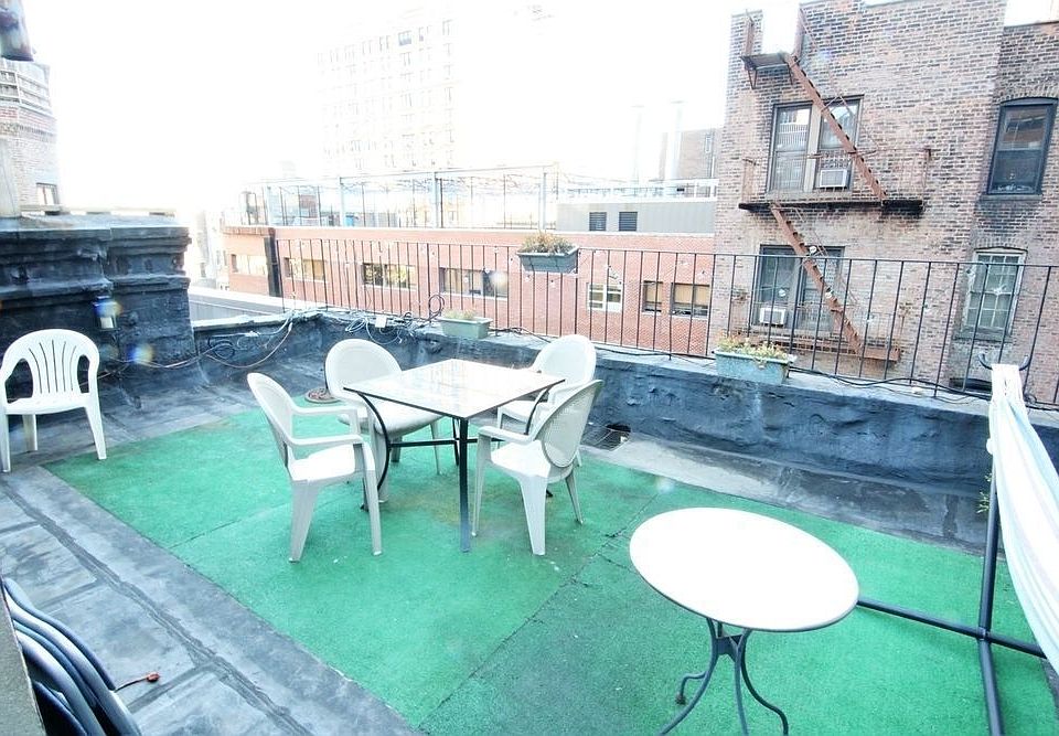 1st image of 307 W 74th St APT 4B