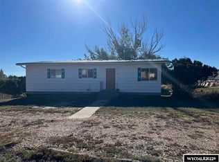 112 S 4th St, Hanna, WY 82327