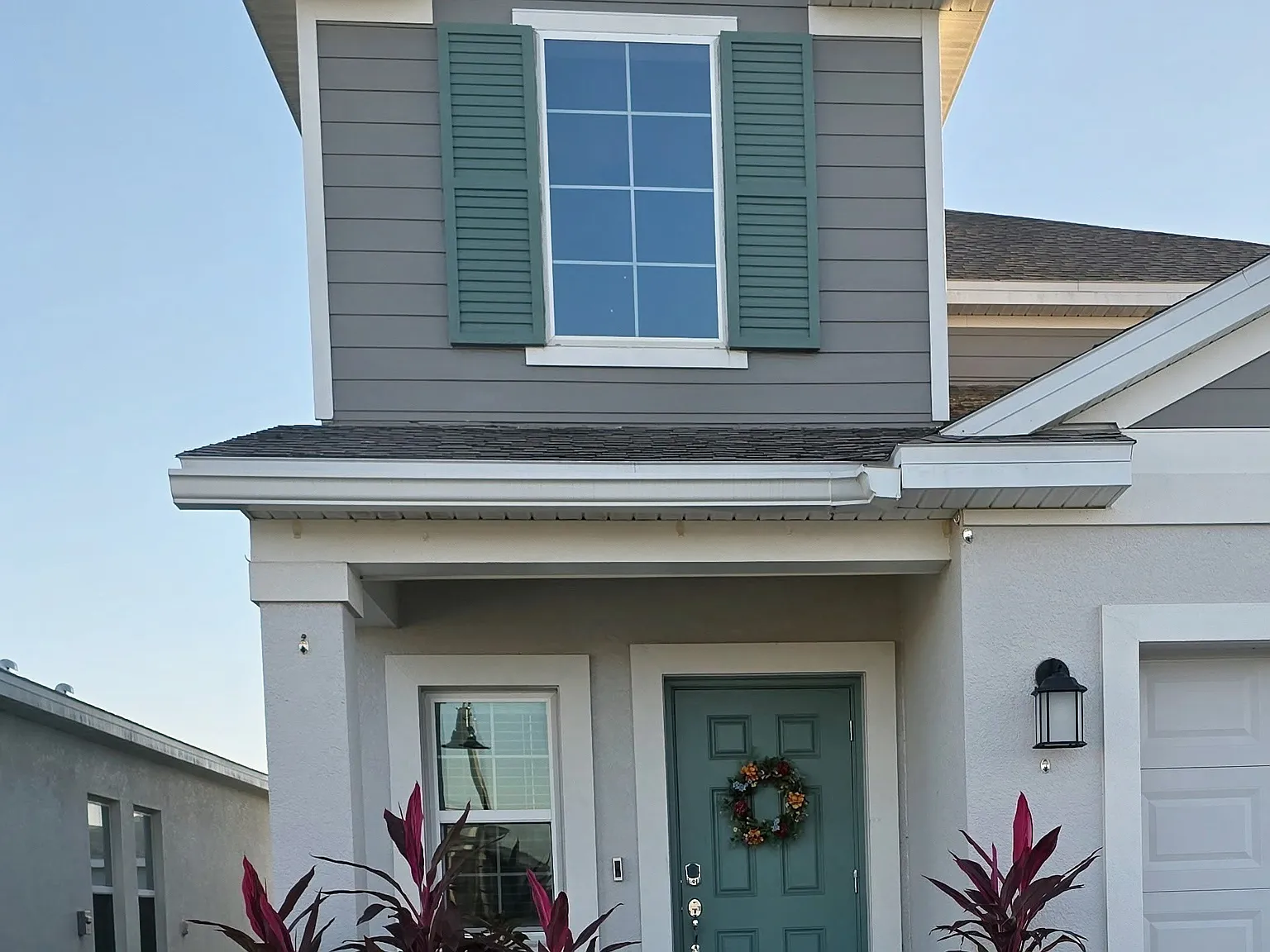 5 bed, 2370 sqft, $3,300 — Photo 4