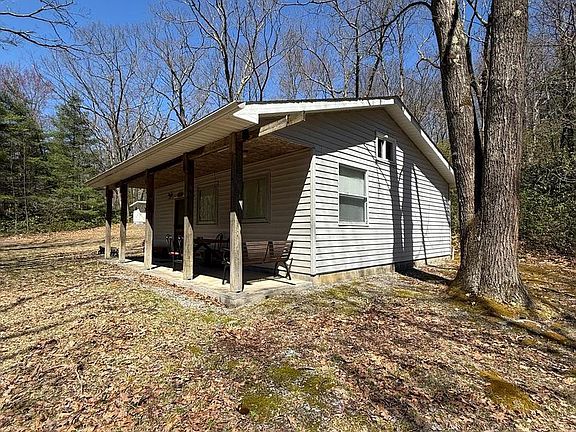 4th image of 1922 Ames Rd