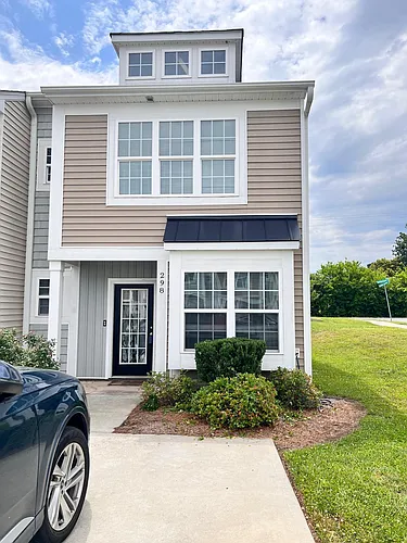 298 Halton Crossing Dr SW Photo 1