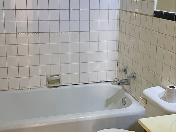 4th image of 3501 40th St N #3607