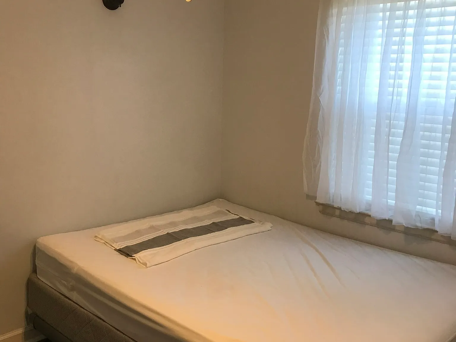 4 bed, 1150 sqft, $600 — Photo 1
