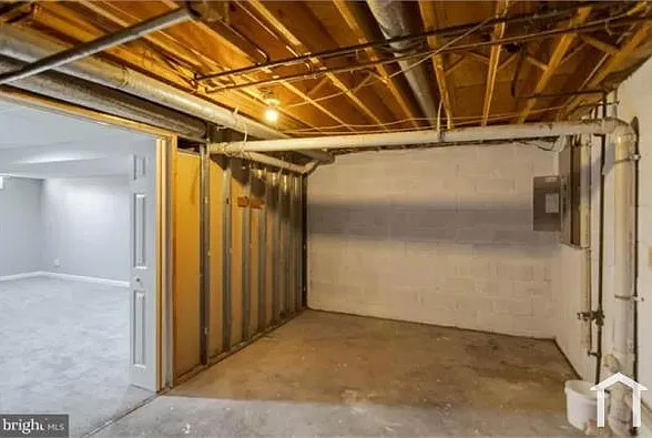 1100 Harford Ave — Photo 19