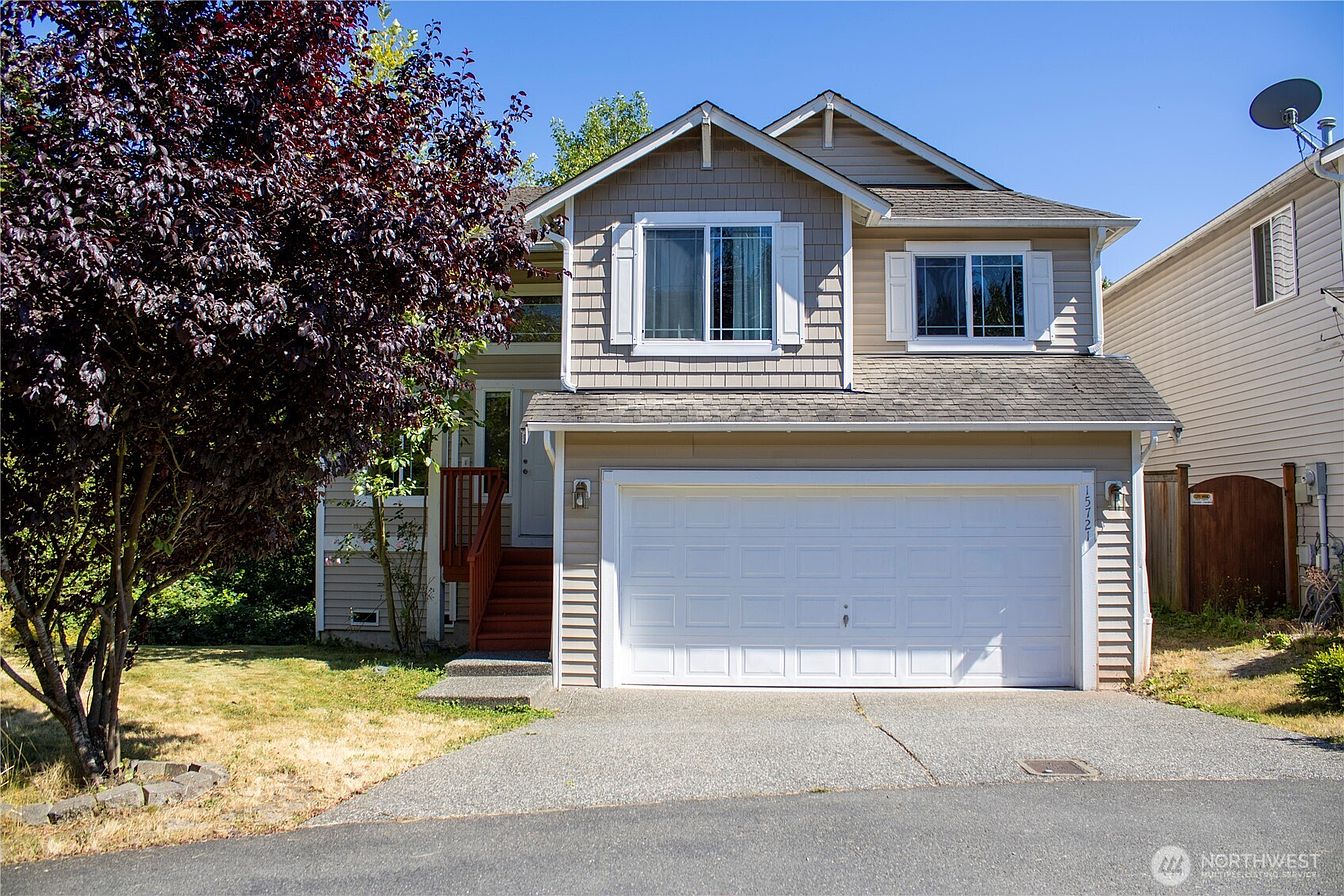 1st image of 15721 26 Avenue W #16