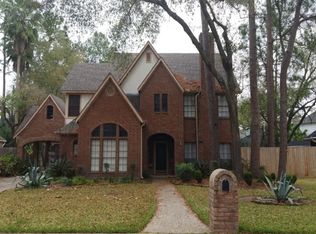 15706 Gettysburg Dr, Tomball, TX 77377