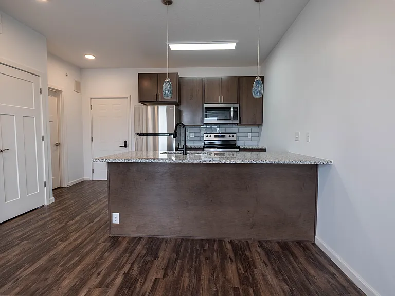 The Pearl Apartments — Photo 17