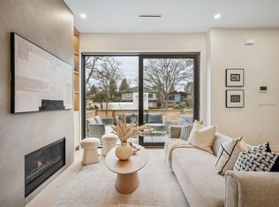 448 W 20th Ave #1, Vancouver, BC