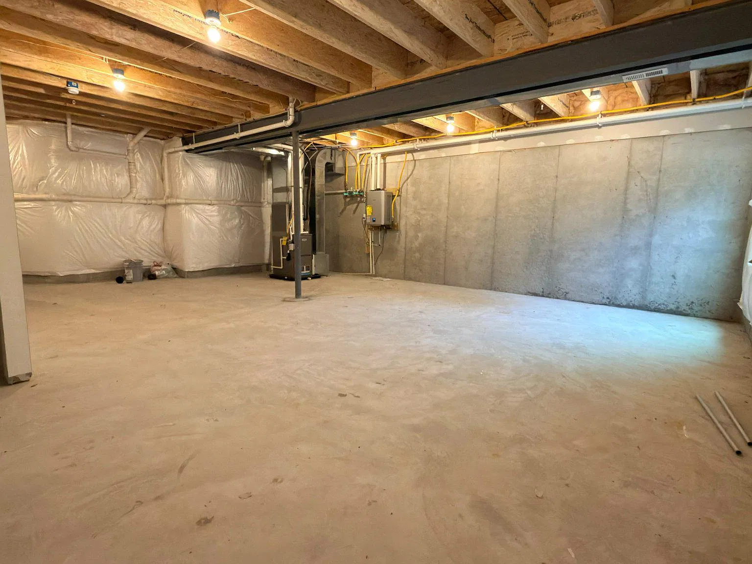 3 bed, 2.5 bath, 1875 sqft, $3,100 — Photo 2