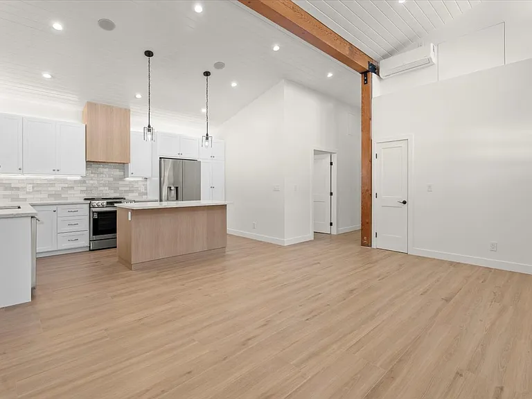 1208 E Maple Ave #A — Photo 15