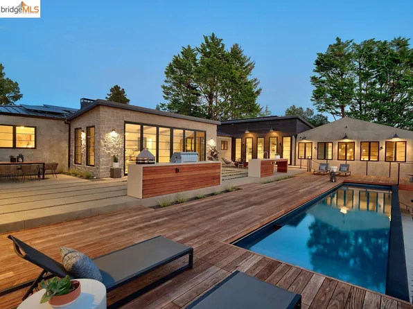 12961 Skyline Blvd, Oakland, CA 94619