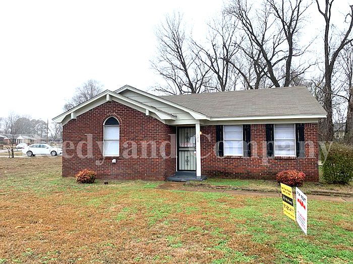 1st image of 170 Burwood Dr