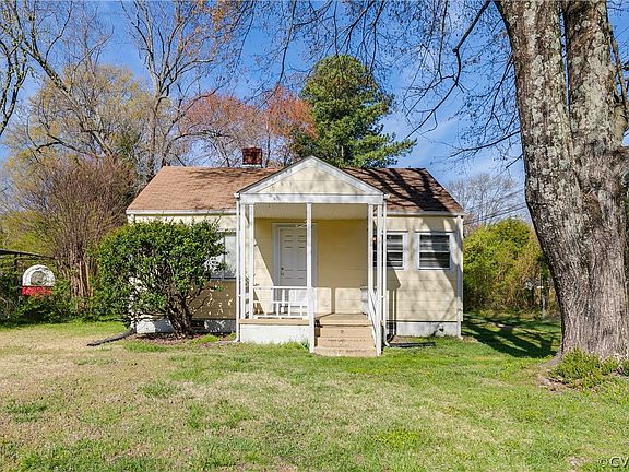 3rd image of 1024 Halsey Ln