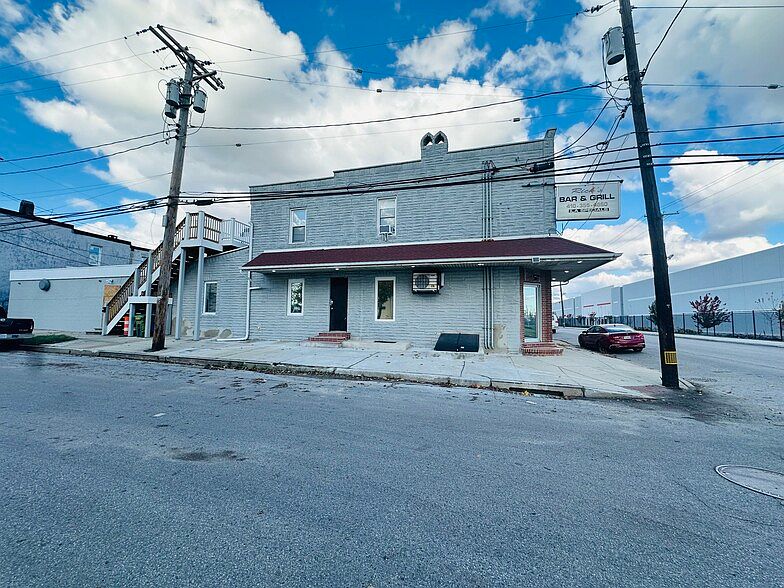 2nd image of 5014 Curtis Ave #1