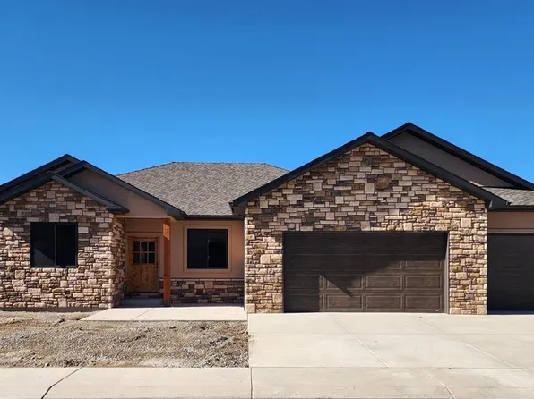 2516 Bear Lake Drive, Montrose, CO 81401