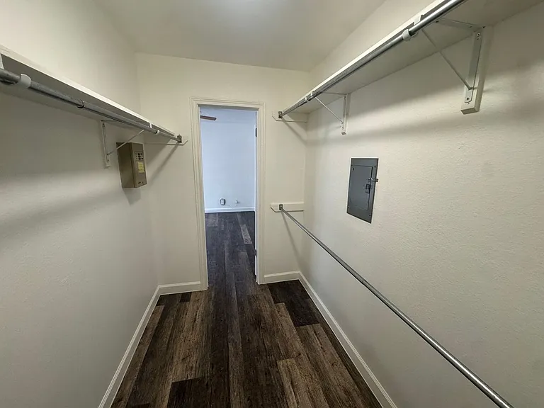 8611 Datapoint Dr #32 — Photo 22