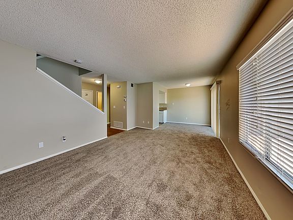 5th image of 2065 Mimosa Ct