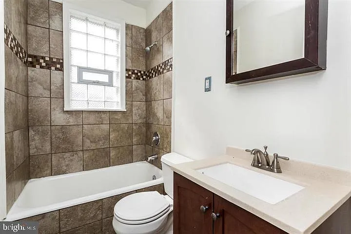3301 Westerwald Ave — Photo 19