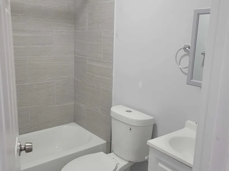 2025 Clifton Ave — Photo 7