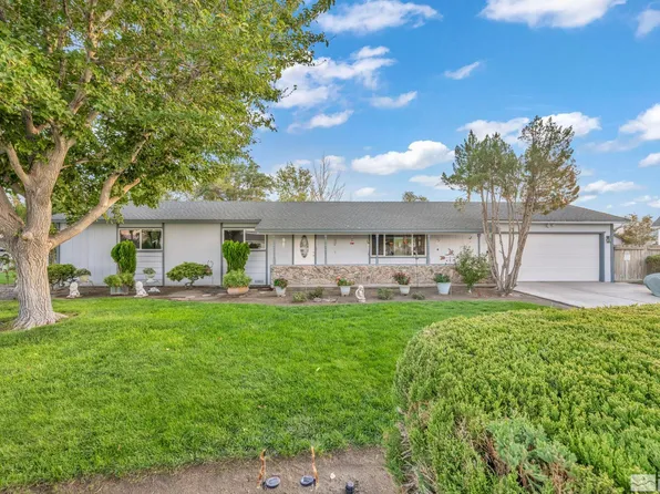 260 Arrow St, Fernley, NV 89408