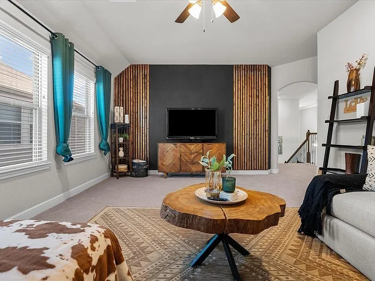 2417 Lake Mist Dr — Photo 33