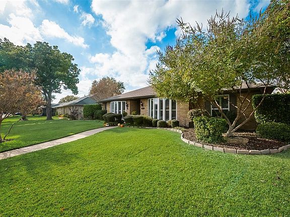 2nd image of 16091 Longvista Dr