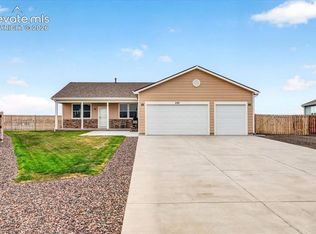 495 S 2nd Ave, Deer Trail, CO 80105