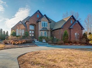 3529 Grove Park Dr, College Grove, TN 37046