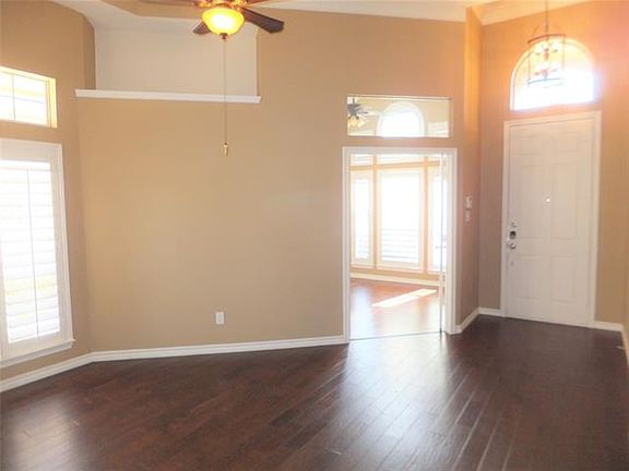 2nd image of 6117 Park Meadow Ln