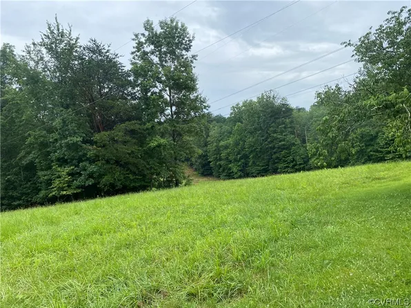 1497 Sutlers Rd, Charlottesville, VA 22902