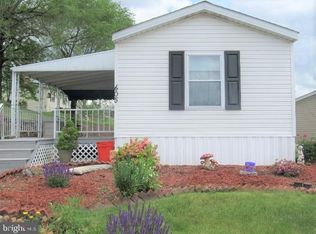 605 Brookstone Dr, Reading, PA 19606