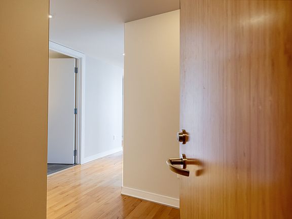 2nd image of 301 Mission St APT 21G