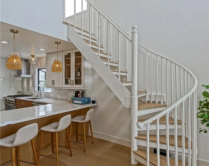 320 Marine Ave — Photo 31