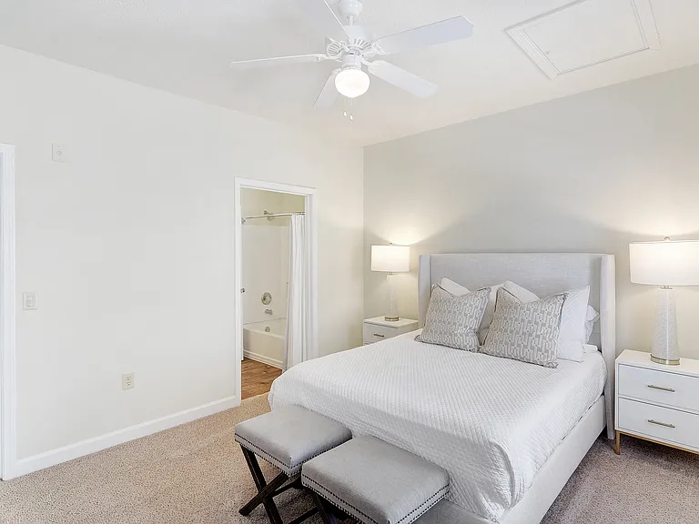 Summit of Shreveport Apartment Homes — Photo 7