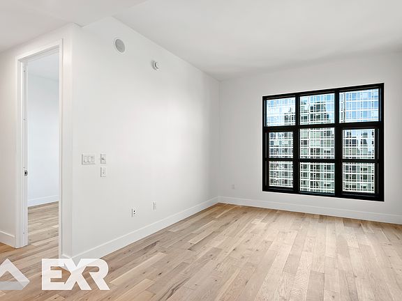 5th image of 69 Adams St #13C