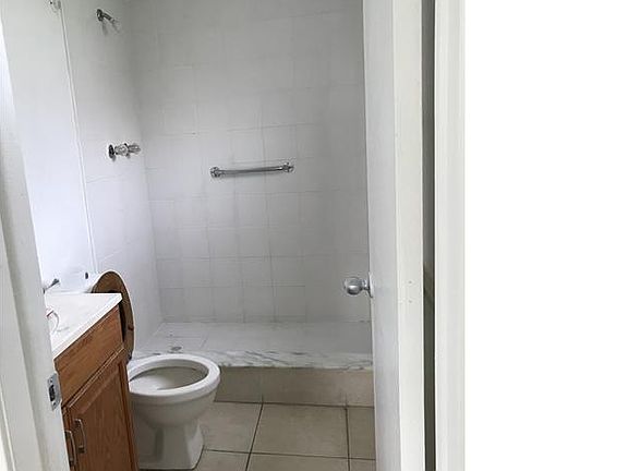 2nd image of 4169 SW 67th Ave #101B