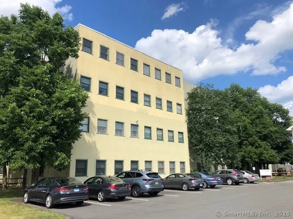 452 Judd Square #452, Wallingford, CT 06492